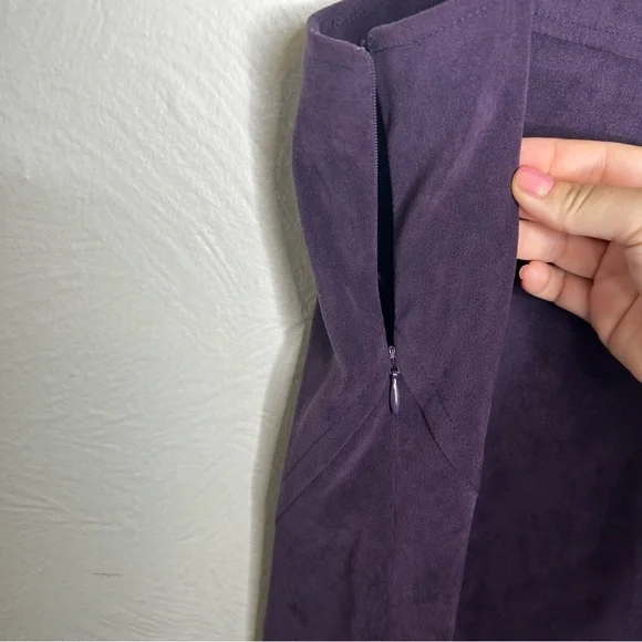 Harvé Benard Purple Faux Suede Sheath Dress Size 12 - Picture 5 of 6
